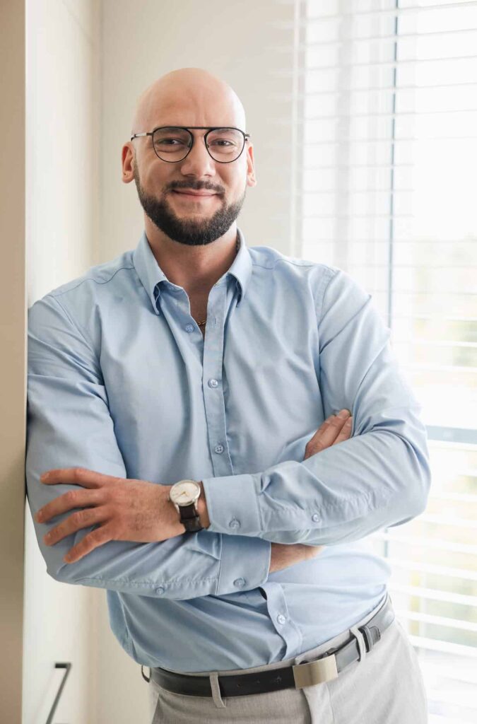 Florian Jackowski - Finansowy Parasol ubezpieczenia i kredyty